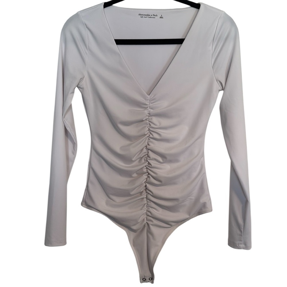 ☀️ Abercrombie and Fitch White Ruched Front Long Sleeve Bodysuit